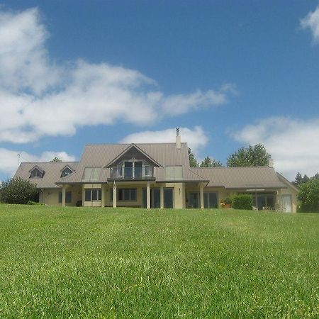 Heron Hill Hotel เคริเคริ ภายนอก รูปภาพ
